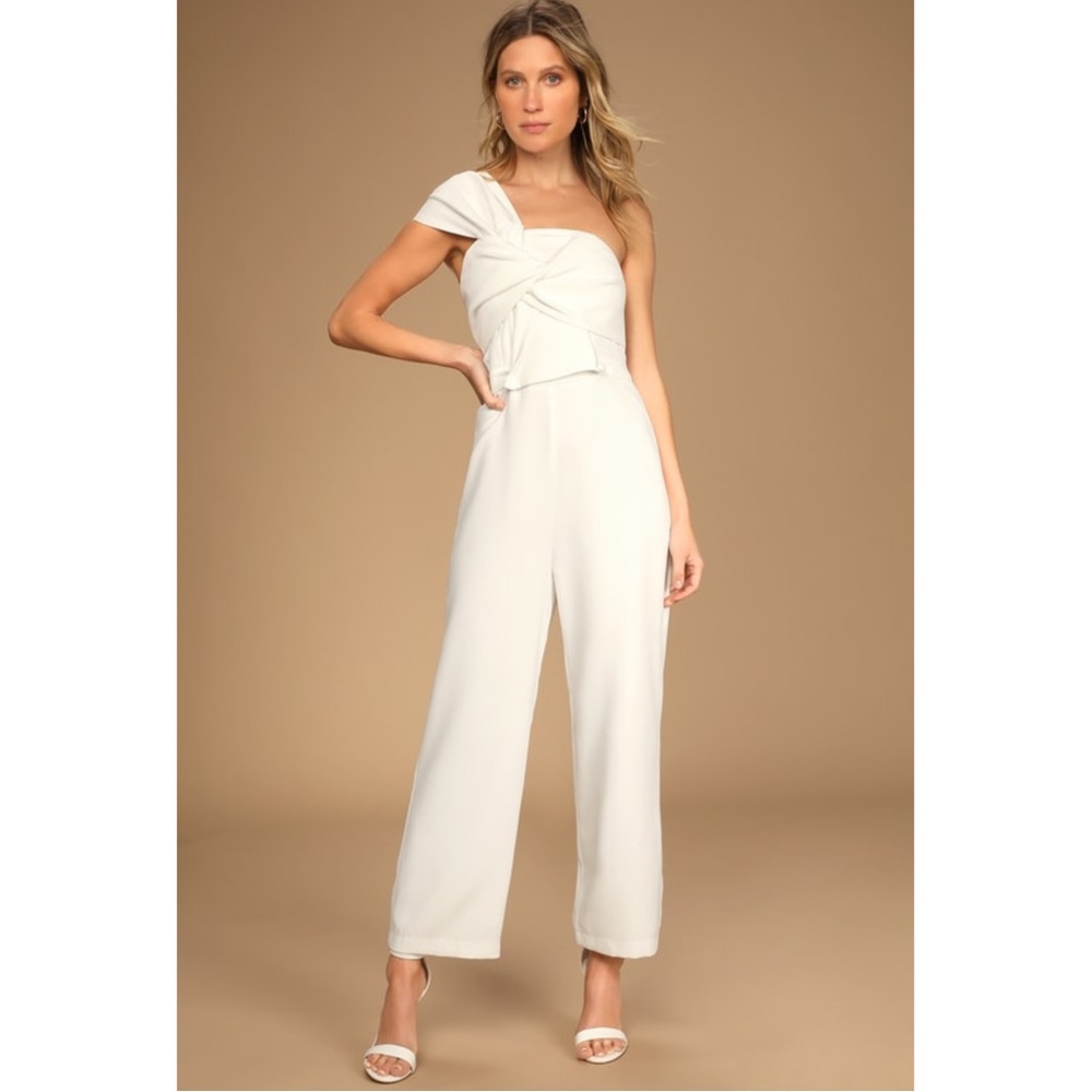 NWT- Lulu’s Eternal Vow Ivory One-Shoulder Sleeveless Bow-Front Jumpsuit